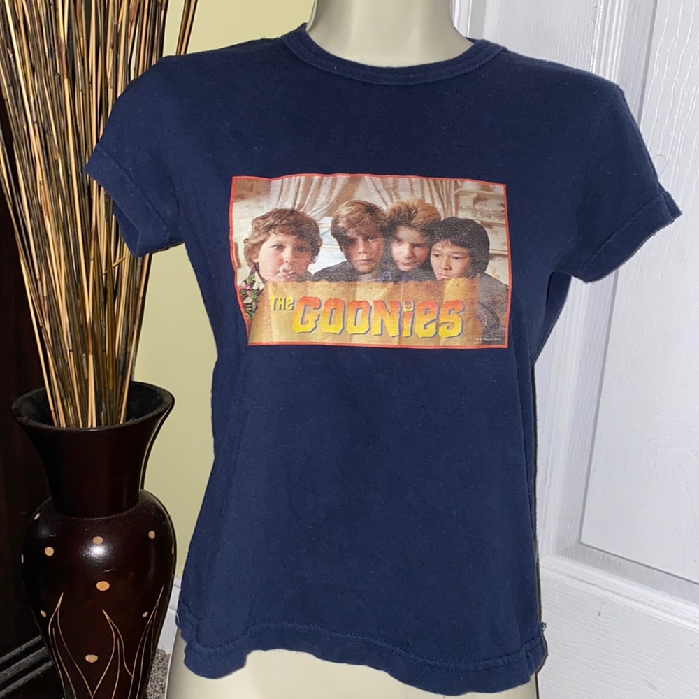 Vintage The Goonies shirt